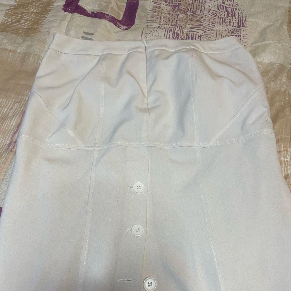 Nice above knee length skirt